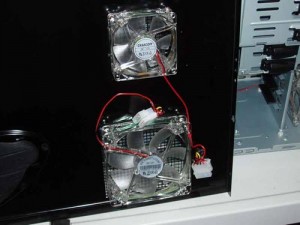 connecting computer fan to still air incubator